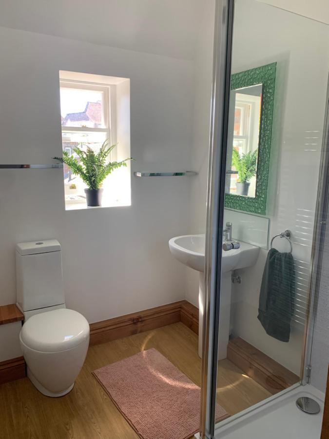 Stunning 1 Bedroom Self Contained Apartment 하이드 외부 사진